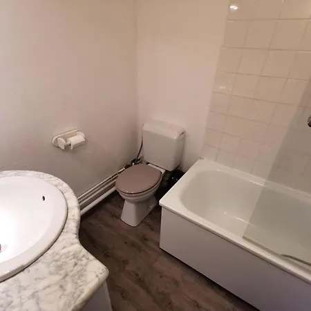 Apartamento Cosy Au Pied Des Pistes Avec Balcon, Tv Et Casier à - Fr-1-771-63 *