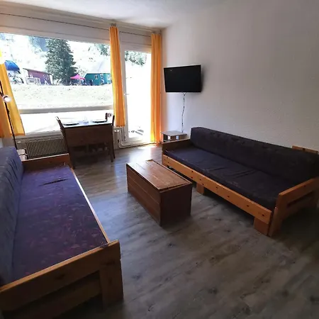 Cosy Au Pied Des Pistes Avec Balcon, Tv Et Casier à - Fr-1-771-63 Apartamento